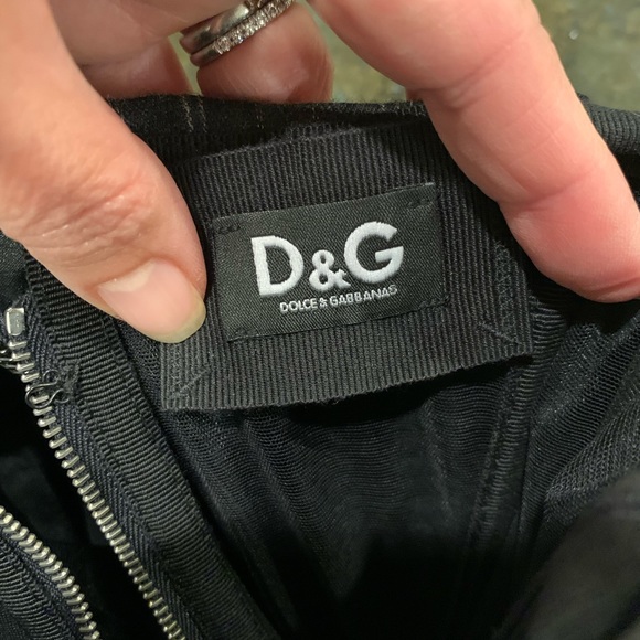 Dolce & Gabbana size 40 aka 4 strapless pinstripe dress built in bustier - Picture 6 of 16